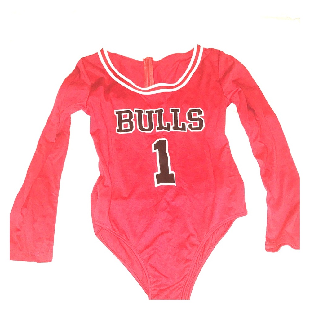 Bulls bodysuit. Size Medium
